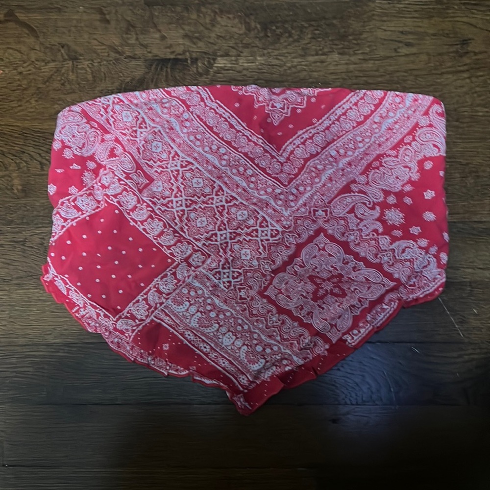Cropped bandana top